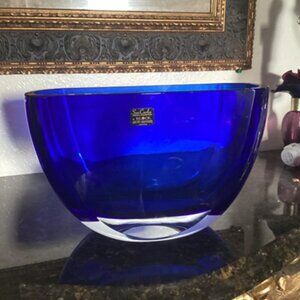 *** SOLD*** Vintage San Carlos Cobalt Blue Crystal Vase, Block Lead-Free